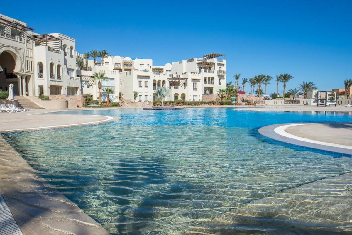 Outstanding One Bedroom Azzurra *