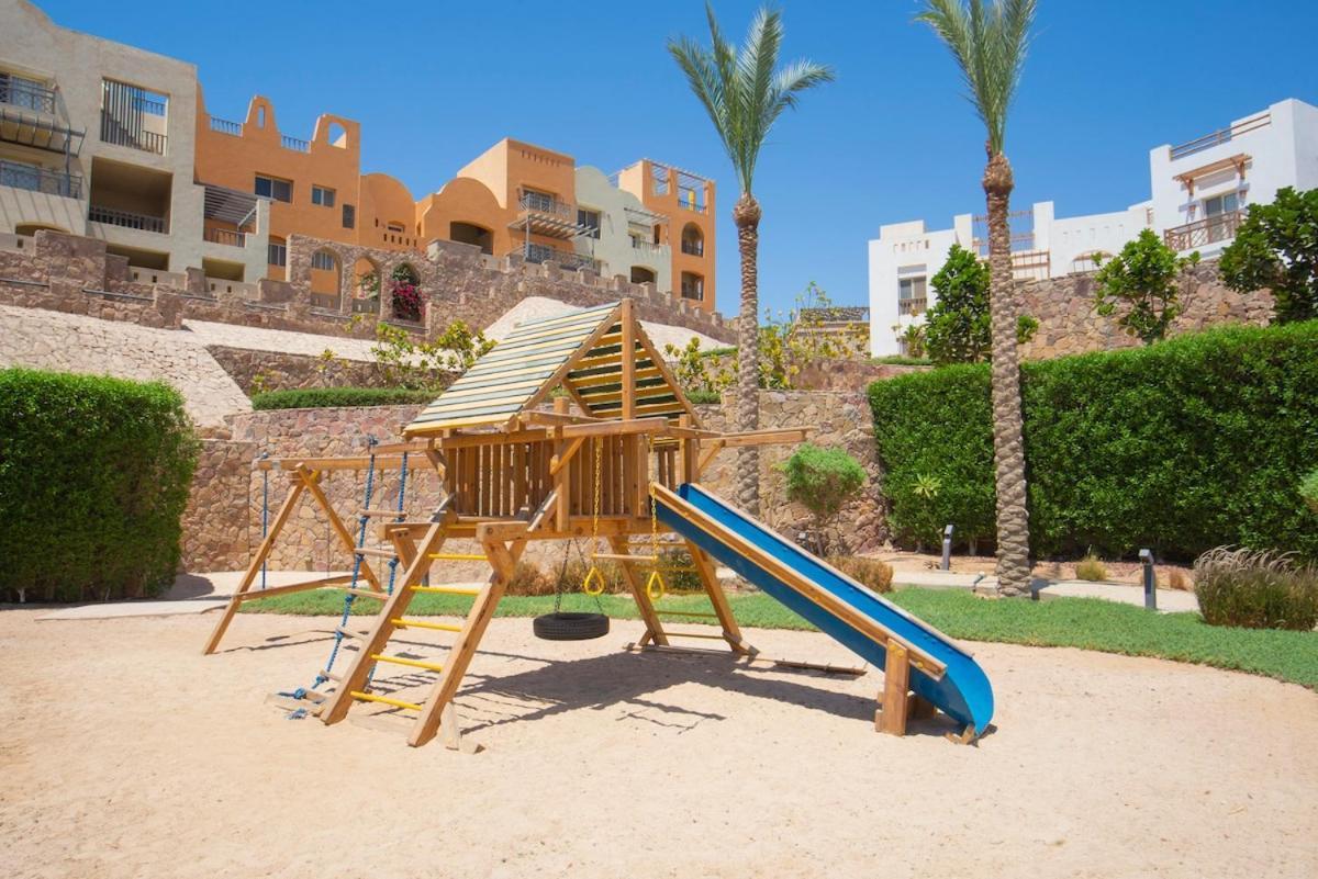 Outstanding One Bedroom Azzurra Apartment Hurghada