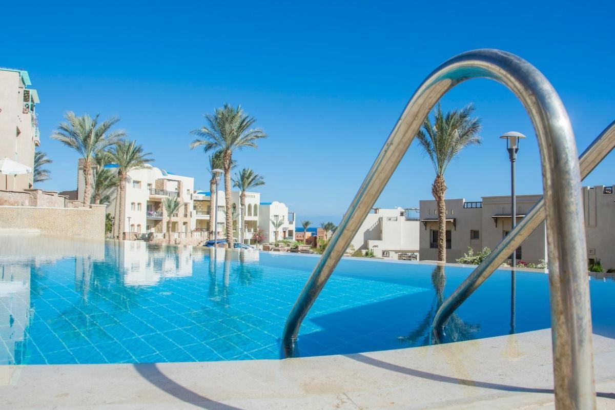 Outstanding One Bedroom Azzurra * Hurghada