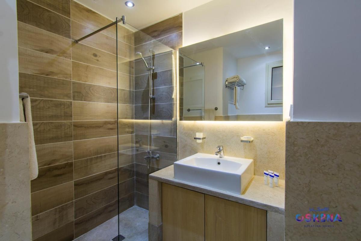 Outstanding One Bedroom Azzurra Apartment Hurghada